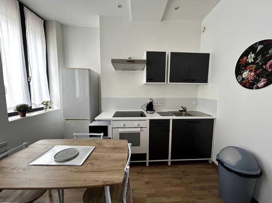 Le Lisbonne Appartement Arras Bagian luar foto